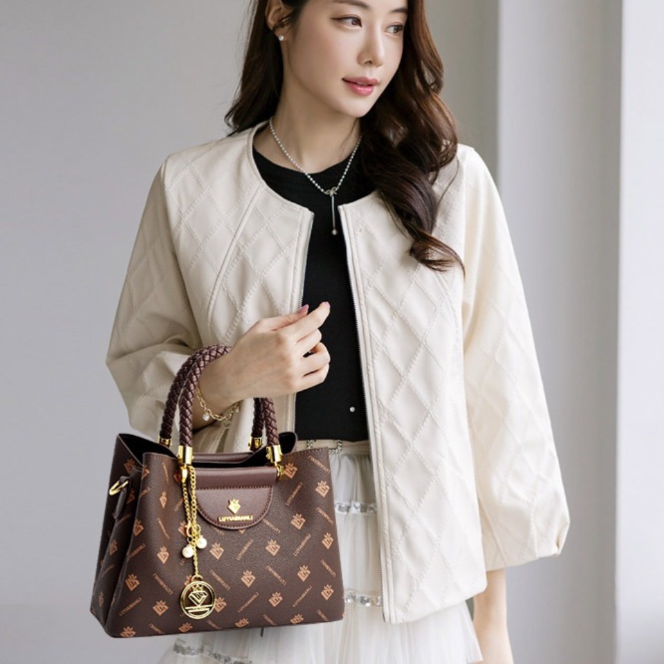Woven Handle Genuine Brand Hig - огляд і ціна Luxury Bags Tote