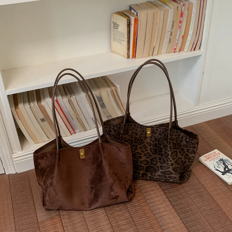 Retro Leopard Print Suede Tote - огляд і ціна Luxury Bags Tote